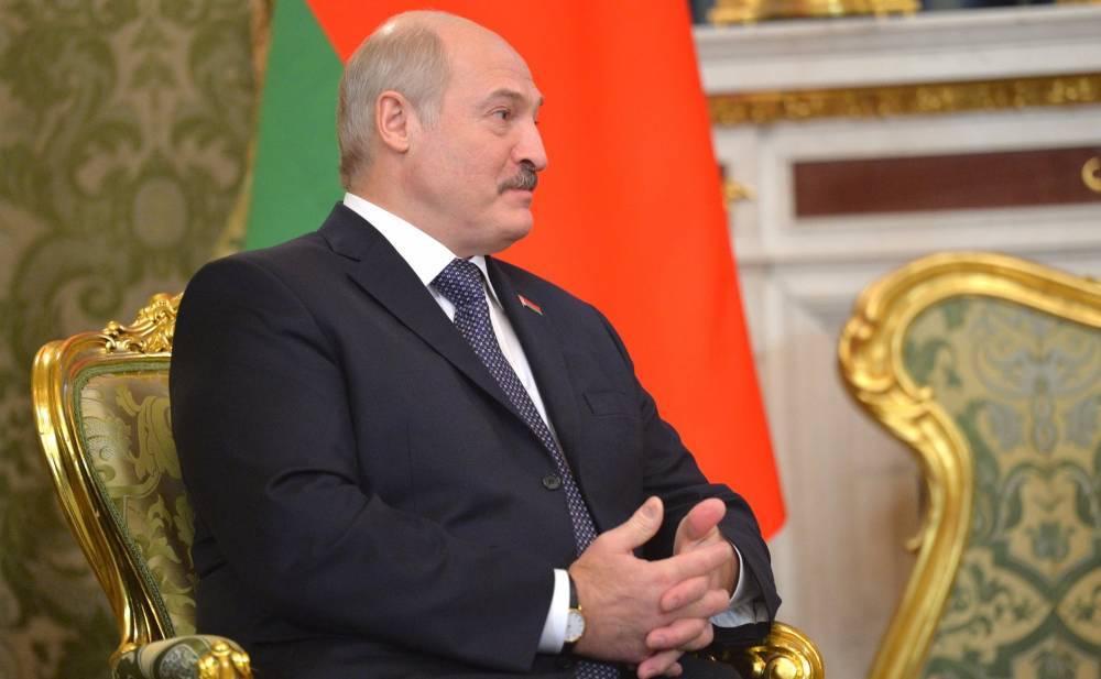 Лукашенко сравнил период пандемии COVID-19 с первыми годами своего президентства