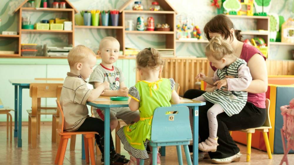 Поправки в Конституцию РФ призваны защитить права детей