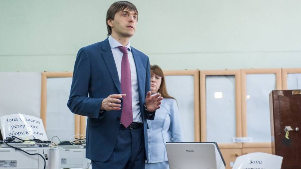 Министр просвещения выступил против платного школьного образования в России