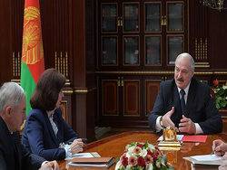 Лукашенко решил перед выборами сменить правительство