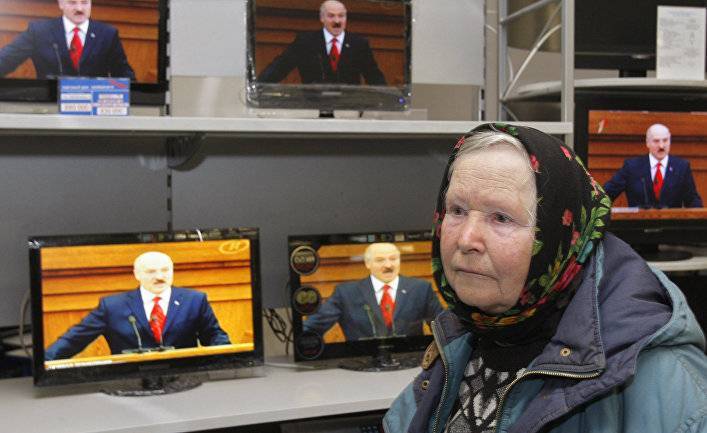 Выборы: Лукашенко бросил камень в конкурентов, что «выскочили из-под плинтуса» (Белорусские новости, Белоруссия)