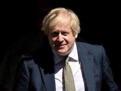 Британский премьер признал, что его зрение ухудшилось из-за коронавируса