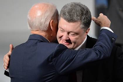 На Украине открыли дело о незаконной прослушке разговоров Порошенко с Байденом