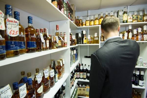 Власти Карелии отменили ограничения на продажу алкоголя из-за COVID-19