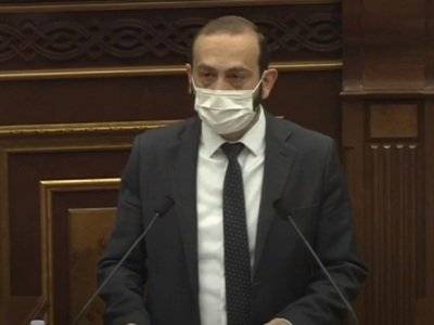 Спикер: Заседания парламента Армении будут проходить при обязательном ношении медицинских масок