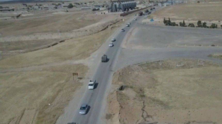 Сирийцы благодарны российским военным за разблокирование трассы М-4