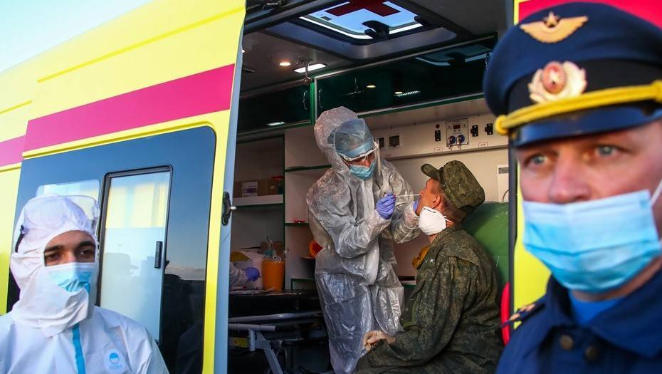 Более 11 тыс. петербуржцев проверили на коронавирус за сутки