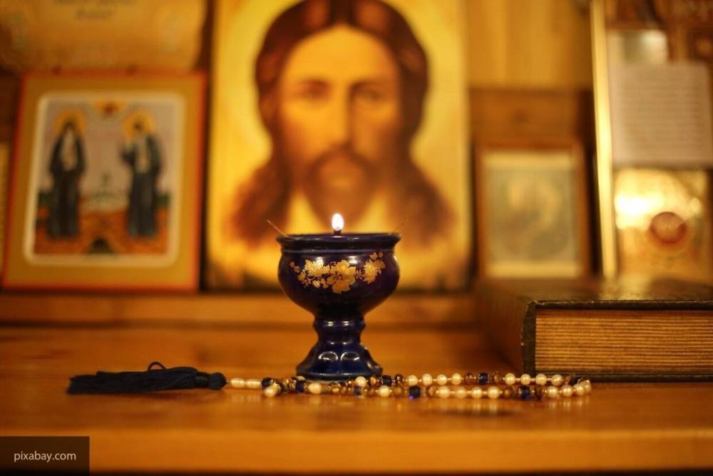 Православные россияне отмечают день Лукерьи Комарницы