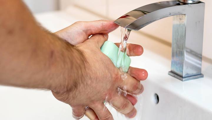 Доктор Мясников рассказал, почему нужно отказаться от антибактериального мыла