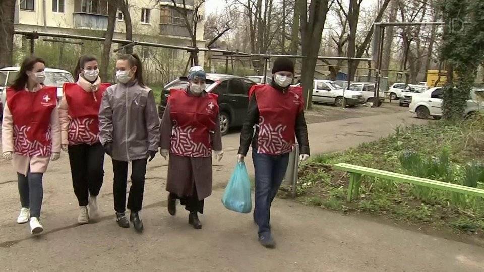 В Москве волонтеры и социальные помощники выполнили 150 тысяч заявок на покупку и доставку лекарств