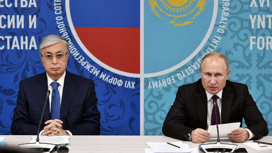 Путин и Токаев обсудили борьбу с COVID-19