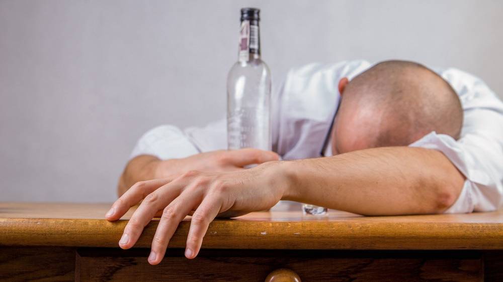 В России возросла ранняя смертность от алкоголизма