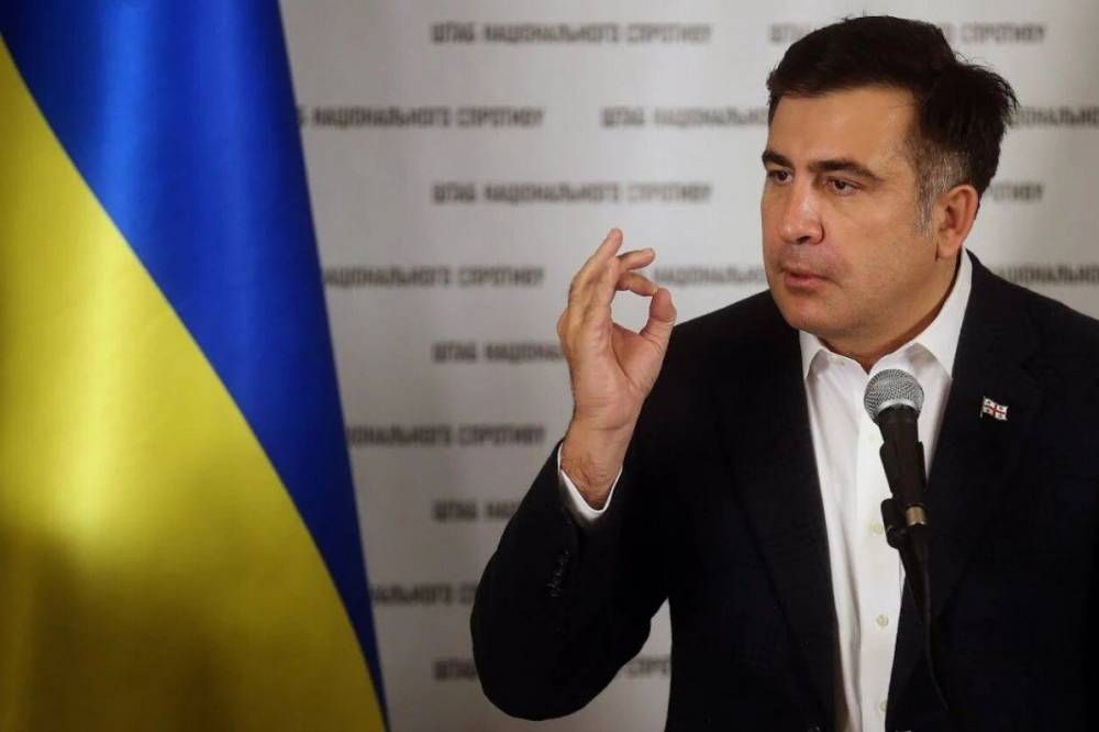 Саакашвили заявил, что новый налоговый закон нужно срочно менять