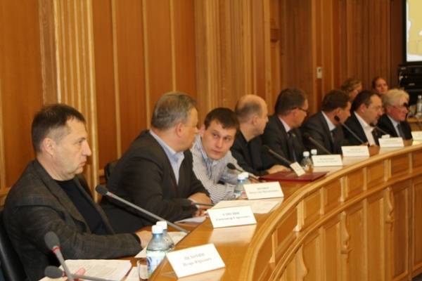 Екатеринбургские депутаты обратились к губернатору с просьбой решить "взрывной вопрос" на Шарташе