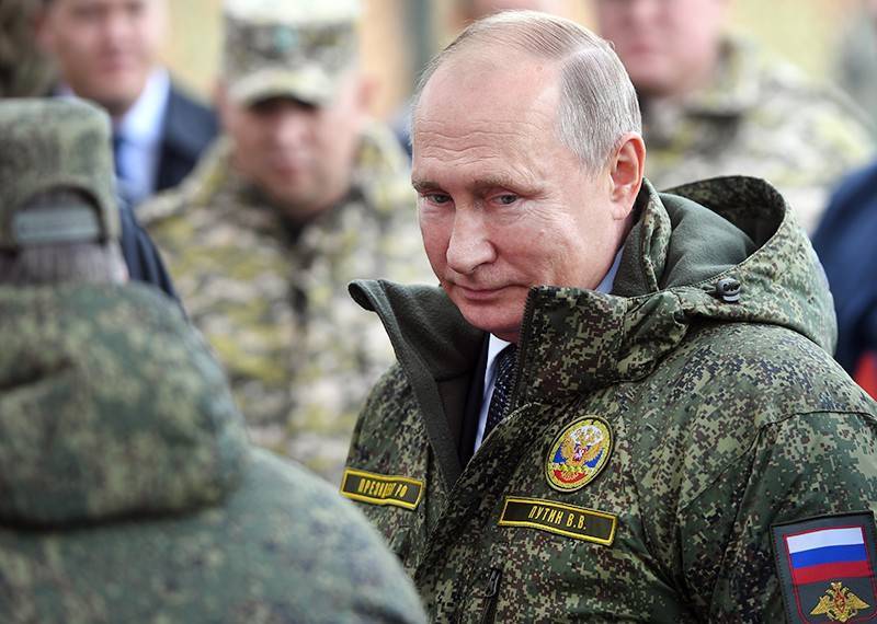 Путин заявил о преодолении пика эпидемии в России