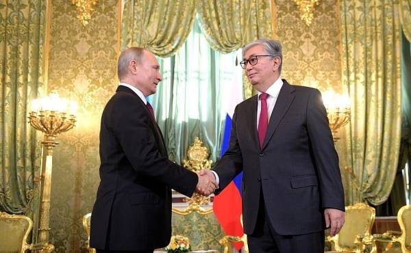 Президент Казахстана стал первым иностранным лидером, принявшим приглашение на парад Победы 24 июня