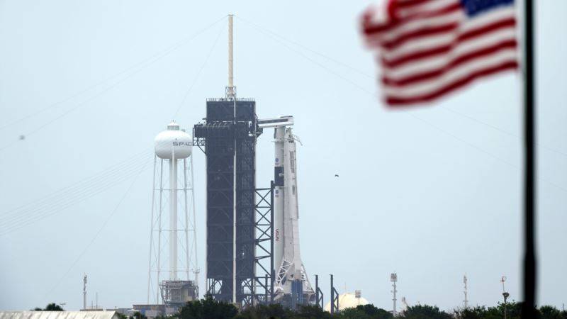 SpaceX готовится впервые отправить астронавтов на МКС