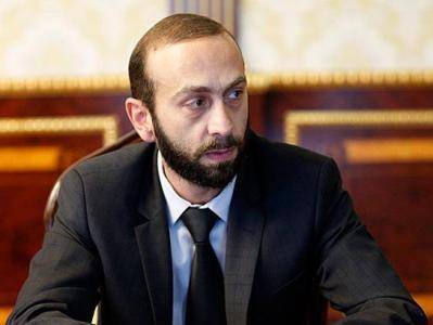 Спикер парламента Армении поздравил грузинского коллегу