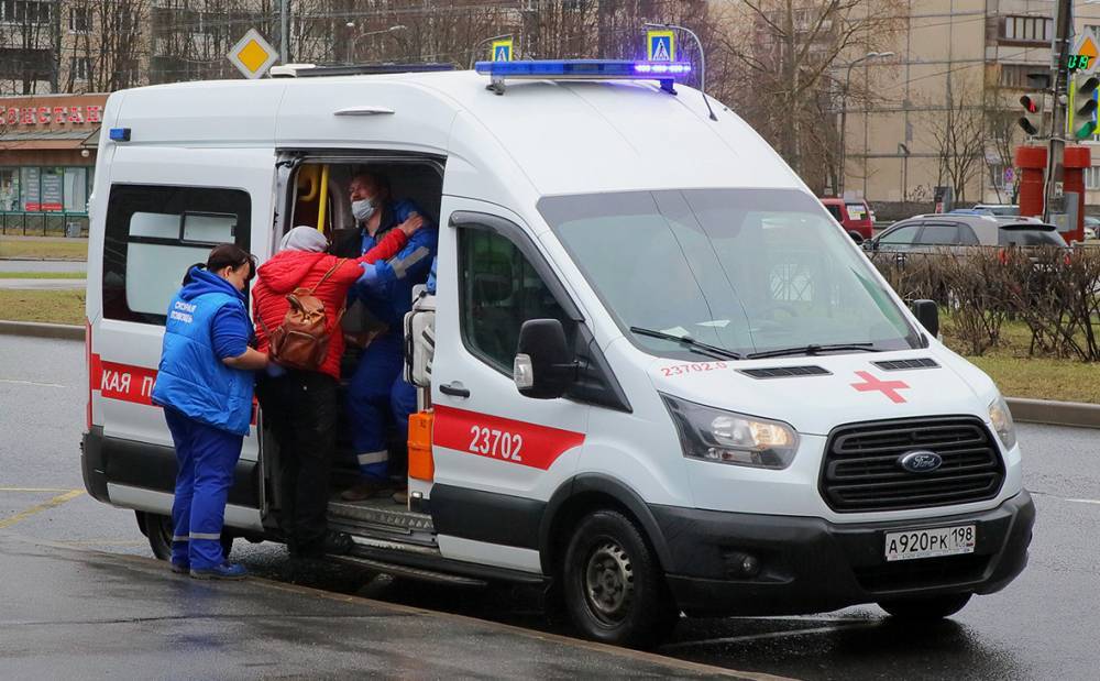 Главврач Елизаветинской больницы в Петербурге заявил, что смертность от коронавируса в городе выше официальных цифр