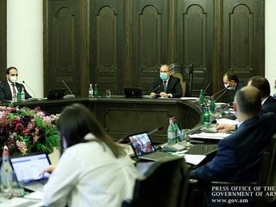Премьер-министр Армении поручил быть строгими в отношении правонарушителей во благо общества