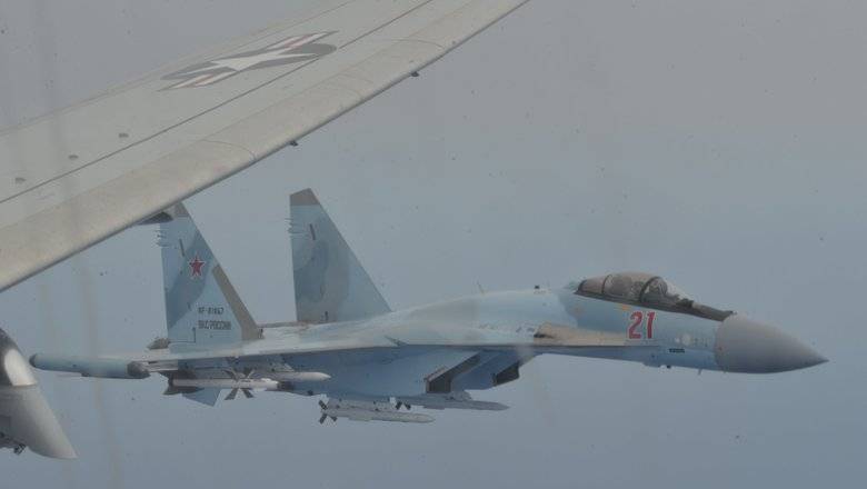 «Непрофессионально»: США пожаловались на перехват своего самолета российским Су-35