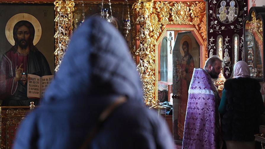 Епархия Екатеринбурга отстранила священника за призывы нарушать самоизоляцию