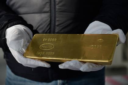 Офицеры ФСБ подбрасывали подозреваемым золото и фабриковали дела