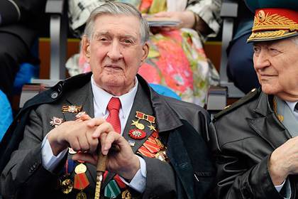 Онищенко оценил опасность парада Победы для ветеранов