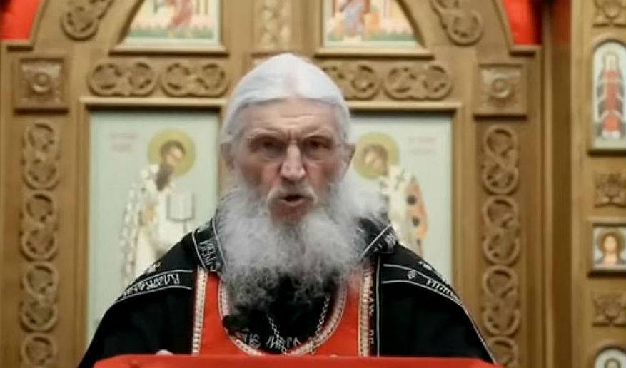 Критиковавшего самоизоляцию уральского священника запретили в служении