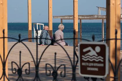 В Крыму оценили вероятность заражения коронавирусом во время купания