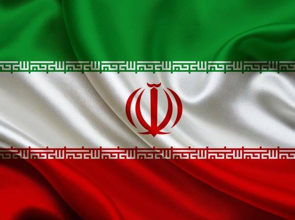 Иранский эксперт: Баку помогает Тегерану, а Ереван только говорит