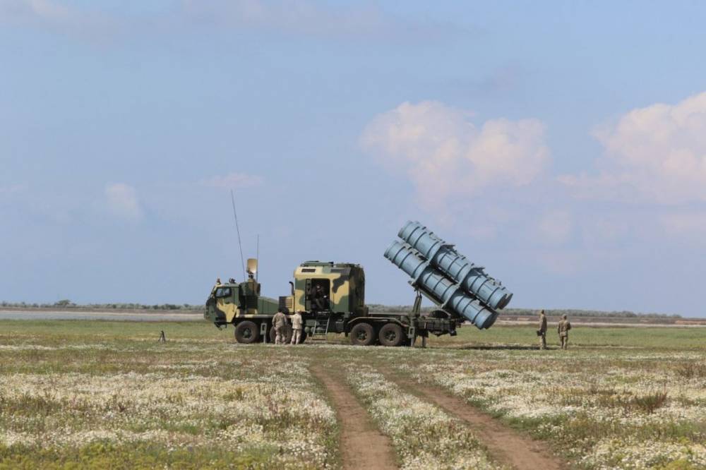 В Одесской области испытали комплекс крылатых ракет РК-360МЦ "Нептун". Фото