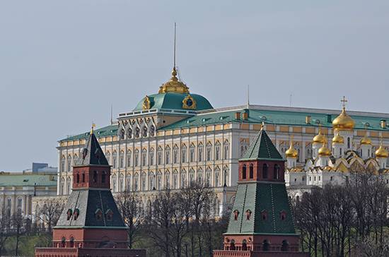 В Кремле заявили, что на парад Победы в Москву 24 июня пока планируется пригласить лидеров стран СНГ