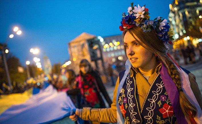 День (Украина): между Отчизной и империей