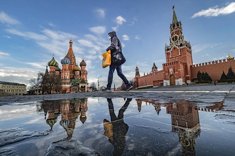 Кремль ожидает улучшения ситуации с коронавирусом к параду Победы