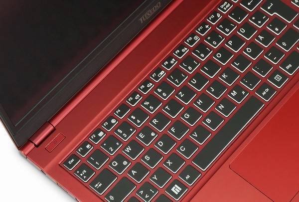 Выпущен элитный компактный ноутбук на Linux с ультрасовременными процессорами Intel
