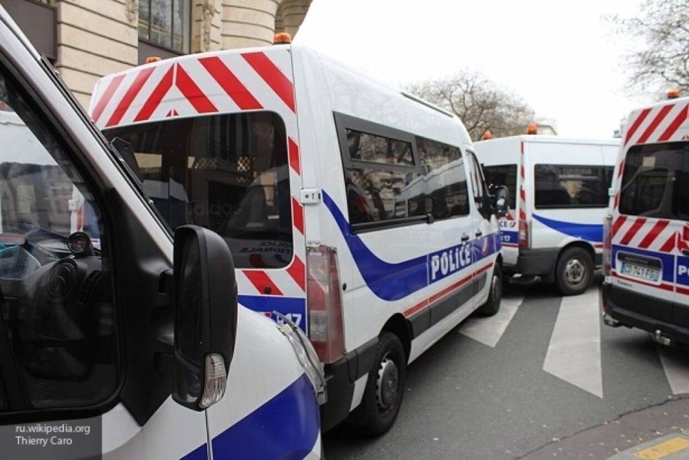 Полицейский получил ранение в ходе антитеррористической операции во Франции