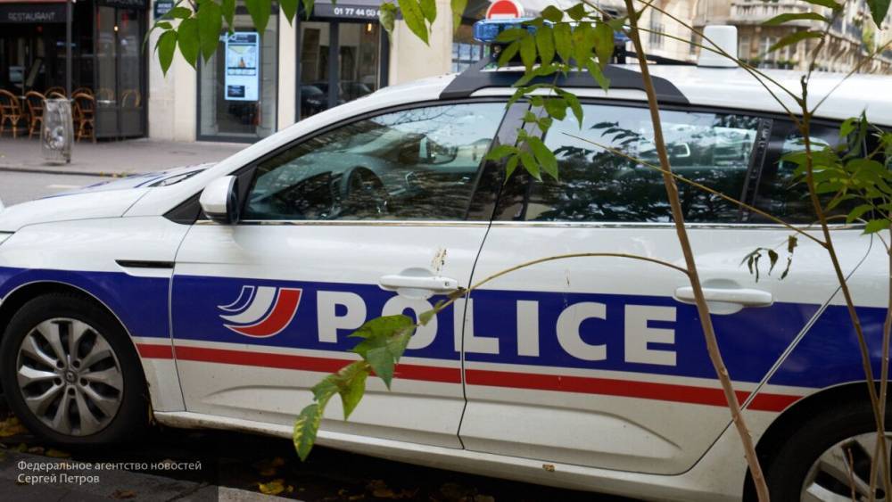 Французские полицейские при спецоперации по ошибке вломились в квартиру пожилой пары