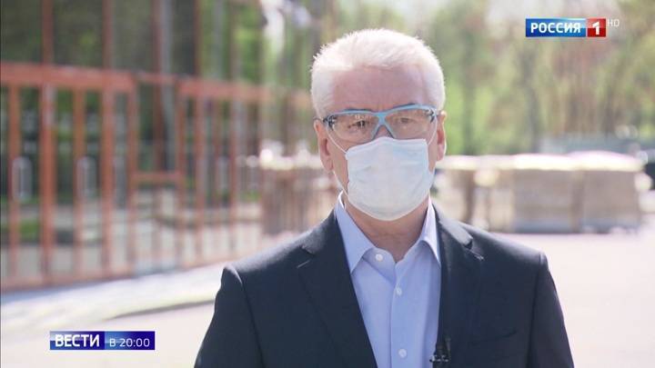 Мэр Москвы о масках: это мало кому нравится, но дает результат
