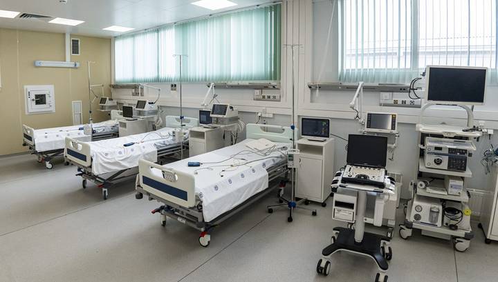 Больницы Москвы частично возвращаются к плану. Врачи помогут регионам