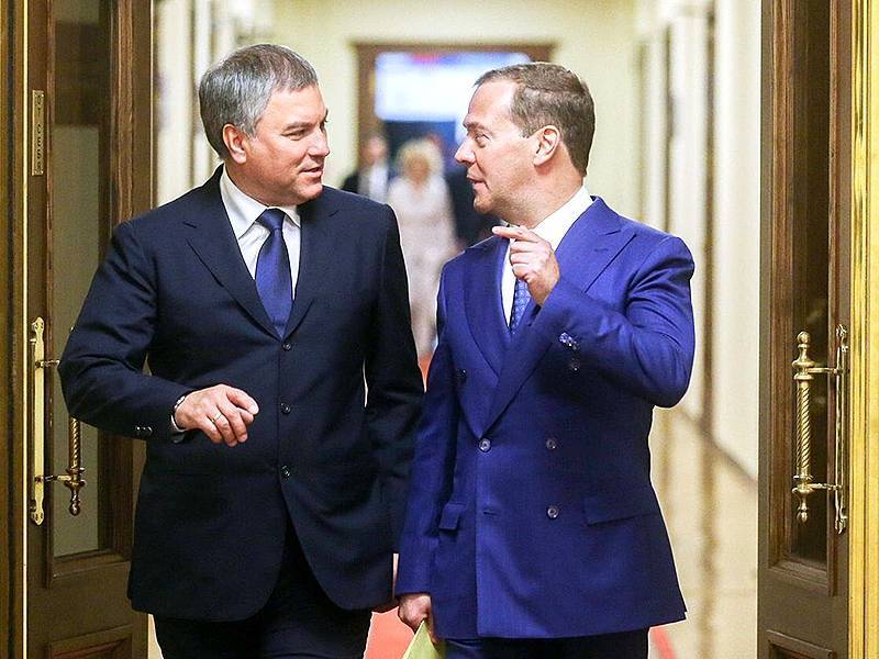 Медведев вместо Володина на посту спикера Думы – утечка или интрига Кириенко?