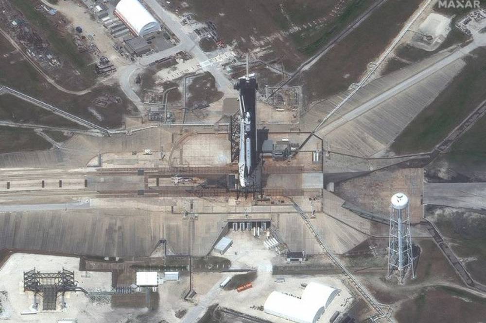 SpaceX сегодня впервые отправит астронавтов на МКС