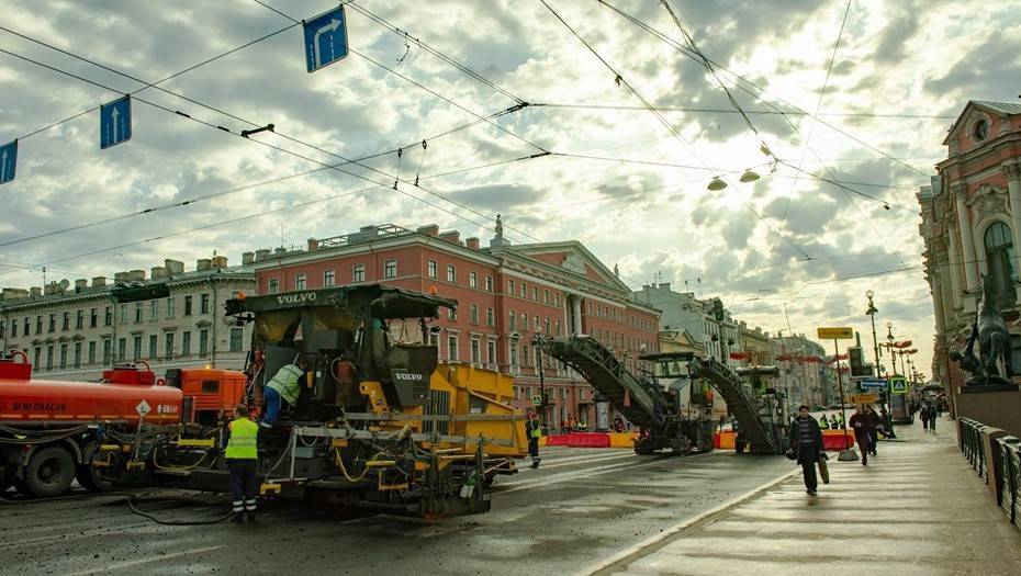 Вторая часть конкурсов на ремонт дорог в Петербурге обойдётся в 6,2 млрд рублей
