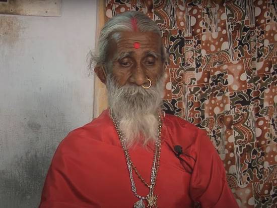 В Индии умер йог, который не пил и не ел 80 лет