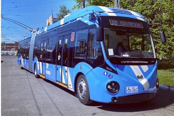 На улицы Петербурга выйдет троллейбус с необычной «мордой»