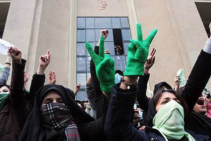 В Иране задумали запретить насиловать женщин после убийства 14-летней девочки