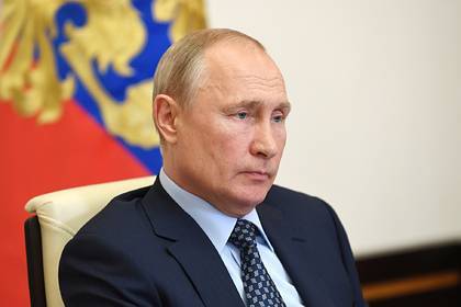 Путин согласился платить безработным россиянам втрое больше
