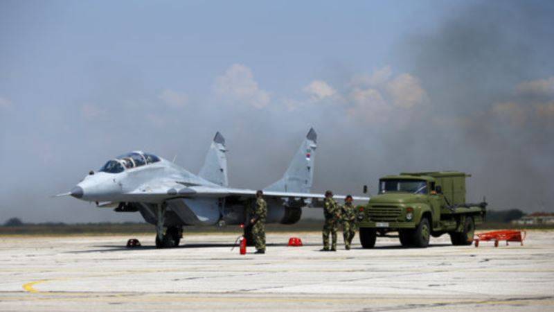 США: на ливийскую авиабазу прибыли 14 российских истребителей МиГ-29 и Су-24