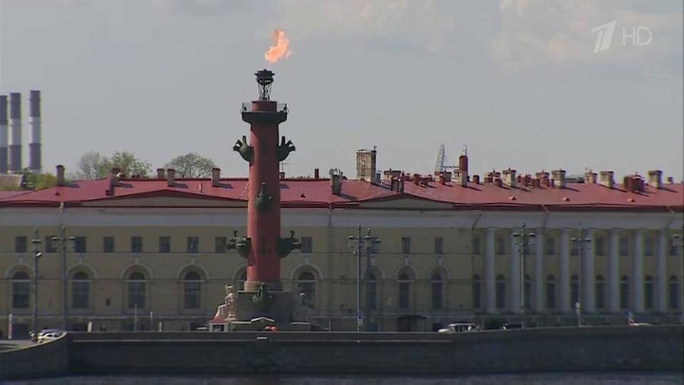 Санкт-Петербург отмечает день города