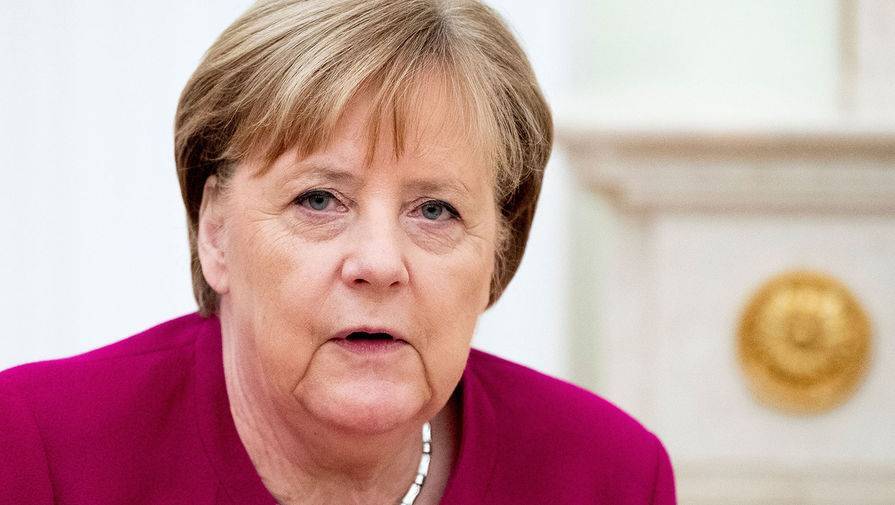 Меркель: санкции в отношении РФ будут сохраняться без прогресса по Украине